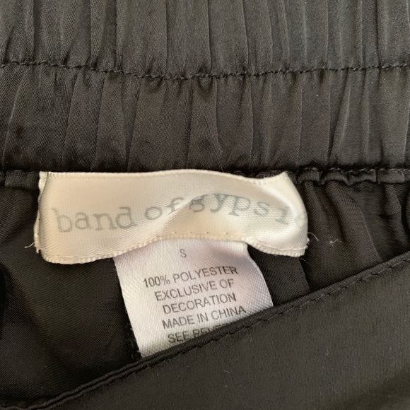 Urban Outfitters Band of Gypsies Lace Shorts - Picture 2 of 3